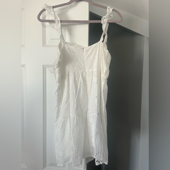 altar’d state white dress - Picture 2 of 2